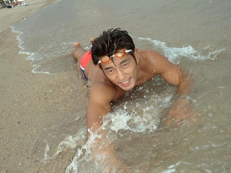 ตี๋ ญี่ปุ่นไปเล่นน้ำ