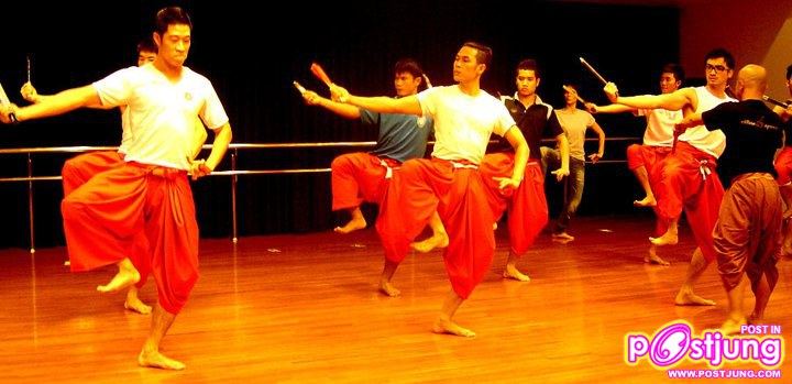 ตามไปดูหนุ่มๆBoxing Boys! - (ฝึกซ้อม)เรียนโขน