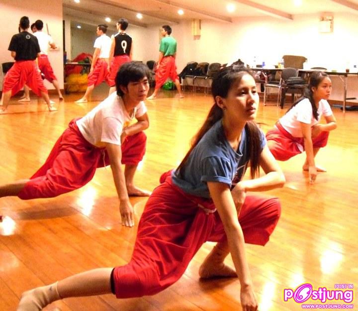 ตามไปดูหนุ่มๆBoxing Boys! - (ฝึกซ้อม)เรียนโขน