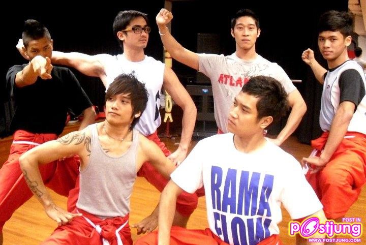 ตามไปดูหนุ่มๆBoxing Boys! - (ฝึกซ้อม)เรียนโขน
