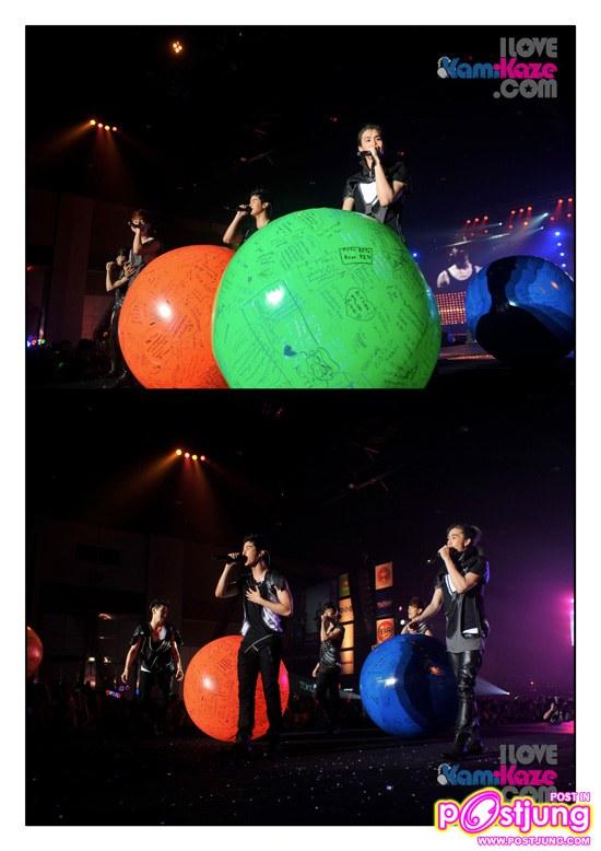 แฟนกรุงเทพฯ กรี๊ด Hall แตก! กับ"เถ้าแก่น้อย presents K-OTIC THE REAL TIME CONCERT"