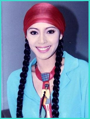 เร็วๆนี้อาจได้เห็นฝีมือการแสดงของชไมพร จตุภุช นางเอกดาวค้างฟ้าในละครเรื่อง"บ่วง"ในบทของเจ้าย่า