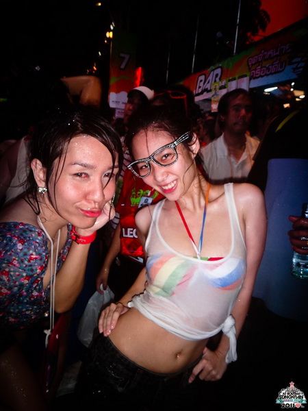 ส่งท้ายเดือนสงกรานต์ เก็บตกRCA