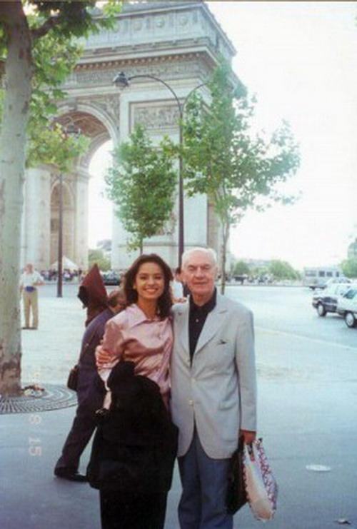 คุณพ่อของเปิ้ล จารุณี