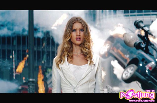 นางเอกใหม่ Trensformer 3