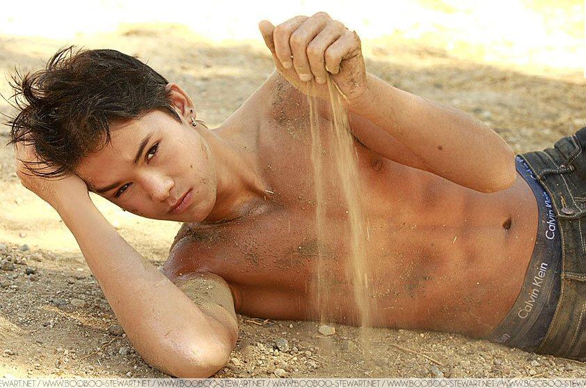 boo boo stewart หนุ่มน้อยจาก twilight