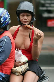 ว่างนักก็หาอะไรยัดปากซะ