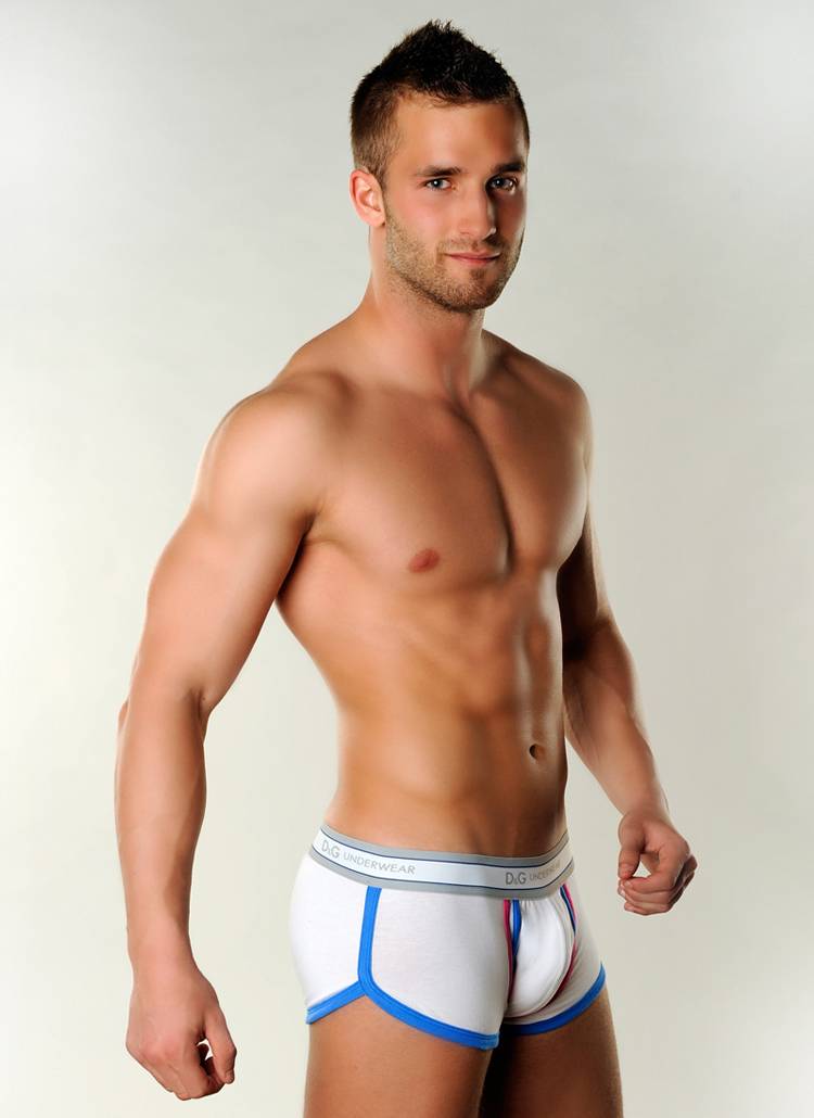 หนุ่มๆนุ่งกางเกงในสีขาวตุงๆByเจ้านางบัว