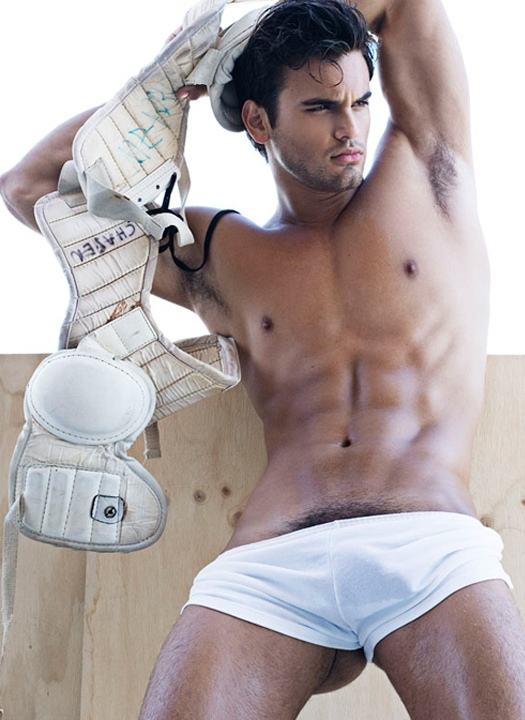 หนุ่มๆนุ่งกางเกงในสีขาวตุงๆByเจ้านางบัว