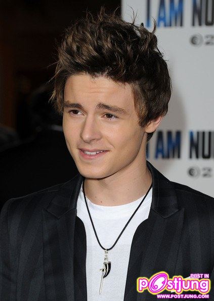พระเอก Callan McAuliffe แสดง I'm NO.4 ด้วยนะครับ