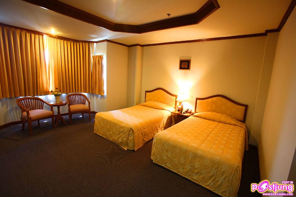 ห้องพักคู่บบรรยากาศเทียบ ดาวเลย ขนาดเเค่ 4ดาวนะเนี่ย