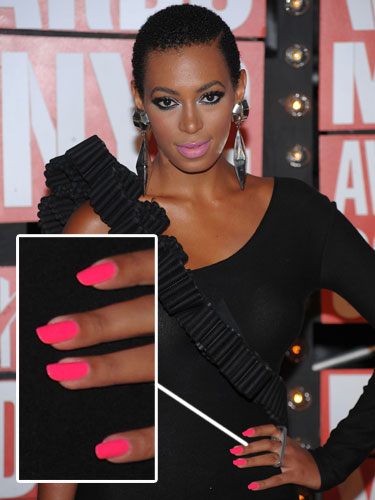 เพ้นท์เล็บสวยเก๋แบบชาวฮอลีวูด