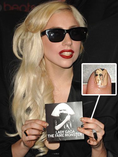 เพ้นท์เล็บสวยเก๋แบบชาวฮอลีวูด