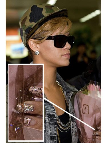 เพ้นท์เล็บสวยเก๋แบบชาวฮอลีวูด