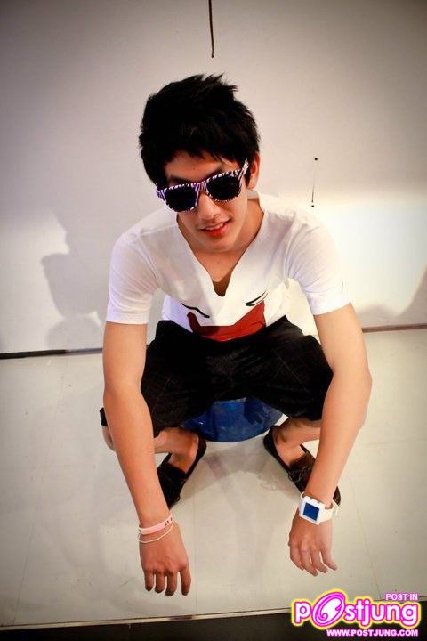 น้องอู๋::หล่อมากกก><