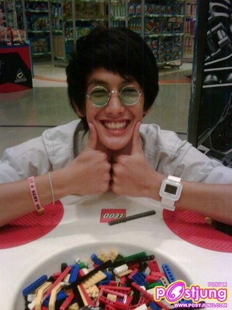 น้องอู๋::หล่อมากกก><