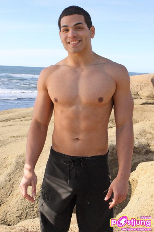 หนุ่มน่ากินจาก seancody