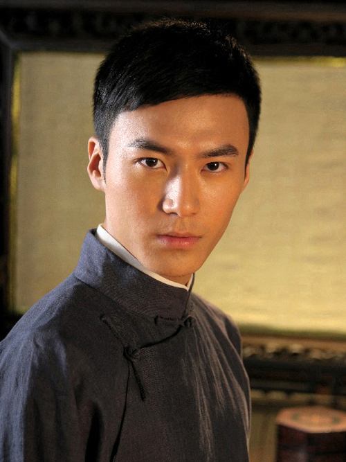 Mao Zijun ดาราหนุ่มหล่อ