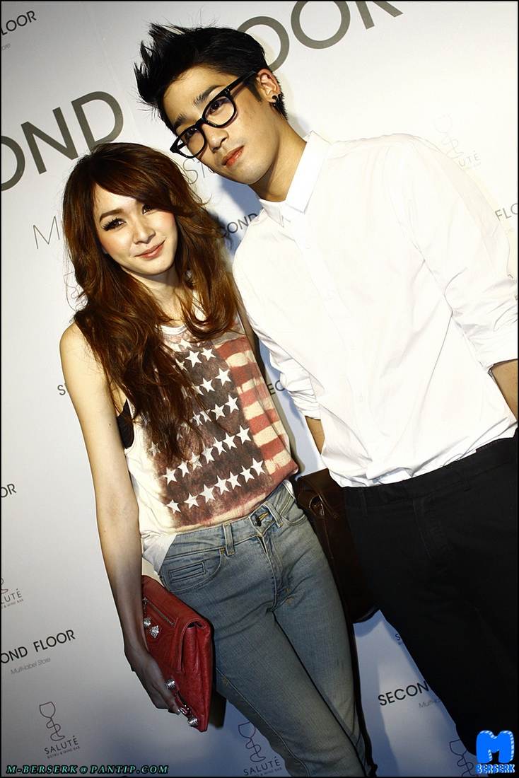 แฟชั่น โฟร์