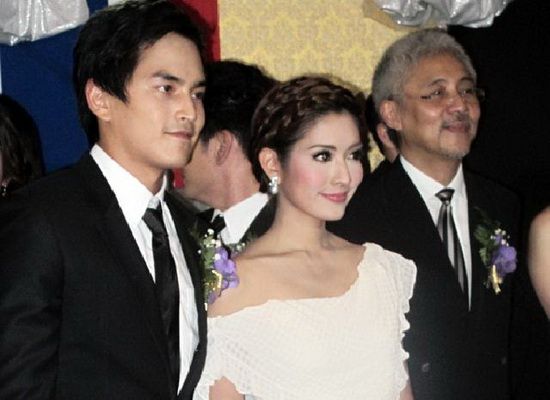 อัพเดท คู่หวาน สงกรานต์-แอฟ