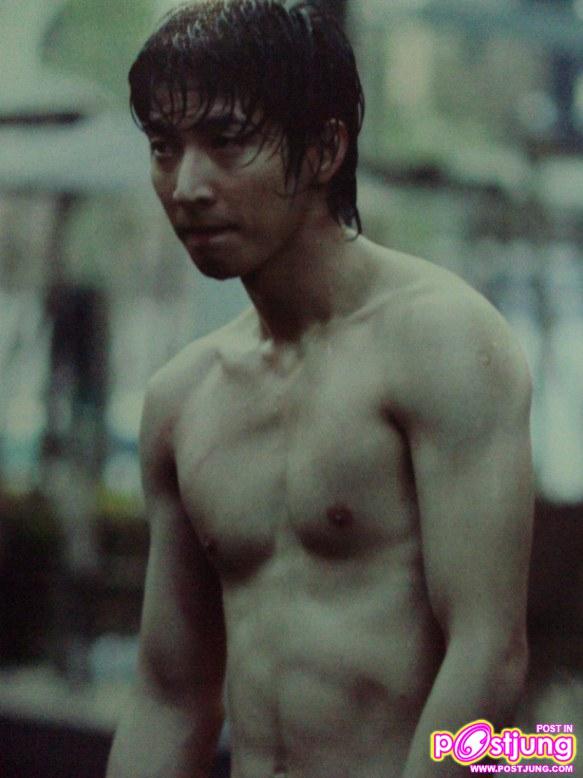 โตโน่โชว์ซิกแพคเต็มๆในข้ามเวลาฯ