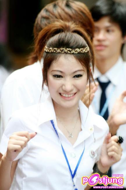 สาวๆ วิทยุ-โทรทัศน์ ม.ธุรกิจบัณฑิตย์