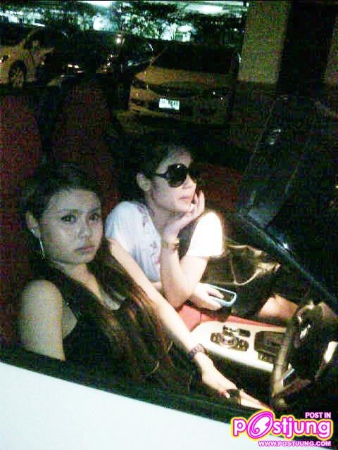 พี่อีฟเพื่อนพี่เนมที่เล่นmvโจทรักค่ะ