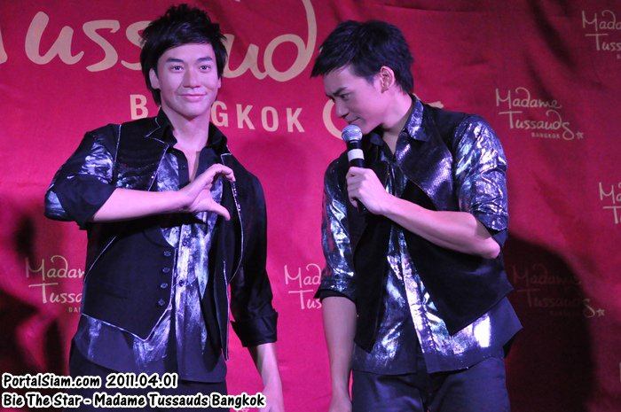 หุ่นขี้ผึ้งพี่บี้ @มาดามทุซโซ่