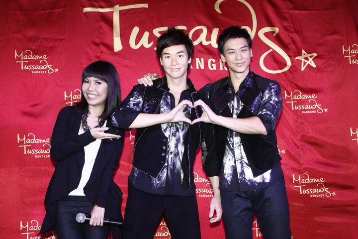 หุ่นขี้ผึ้งพี่บี้ @มาดามทุซโซ่