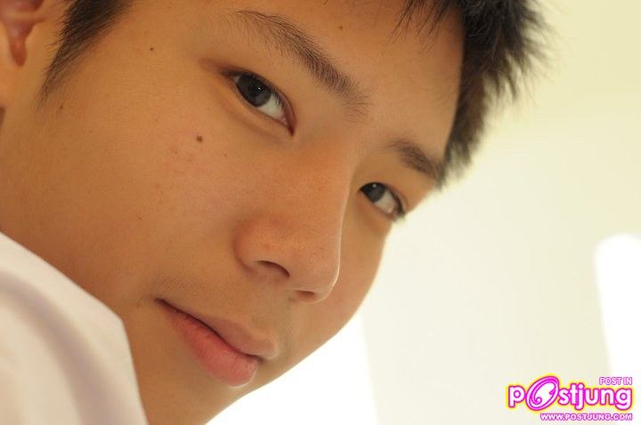 " พี่แซงค์ หนุ่มหล่อสายศิลป์ญี่ปุ่น แห่งเตรียมอุดมศึกษา