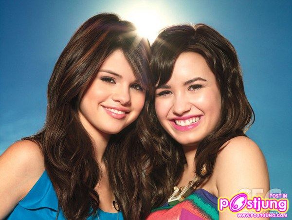 demi lavato + selena gomaz