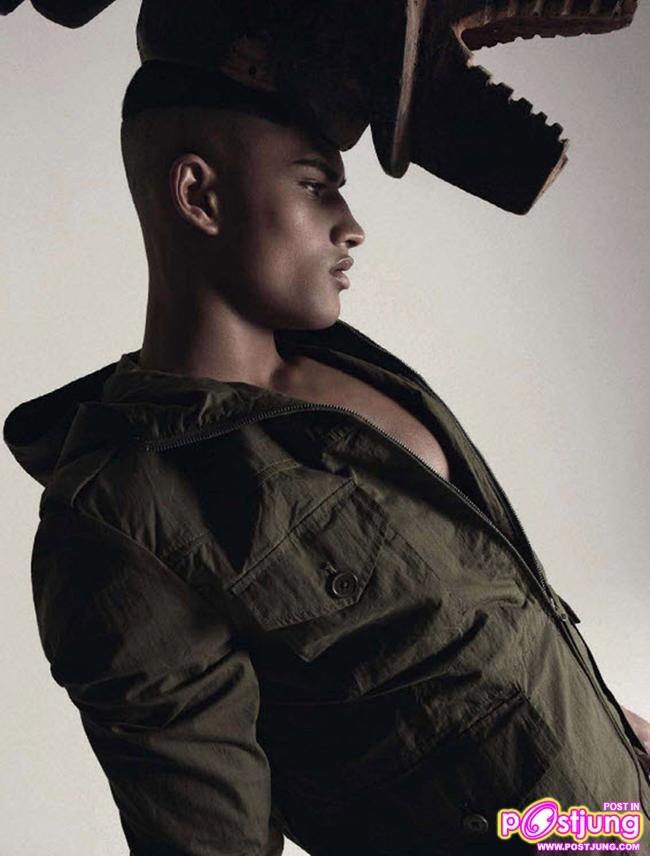 L&rsquo;OFFICIEL HOMMES CHINA no.258 May 2011