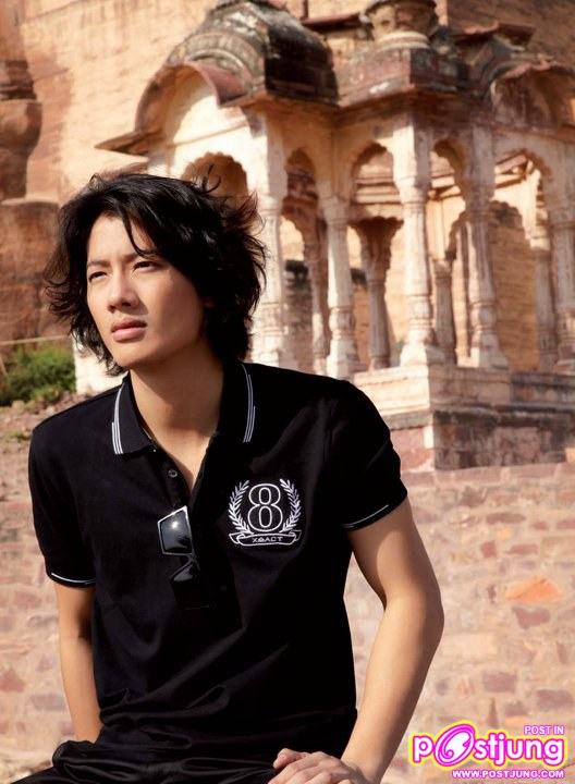 เป้ -อารักษ์ @เพื่อนเดินทาง vol.32 no.377 May 2011