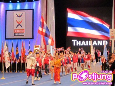 "ม.กรุงเทพ"สุดยอดทีมเชียร์ลีดเดอร์อันดับ1ของเมืองไทย
