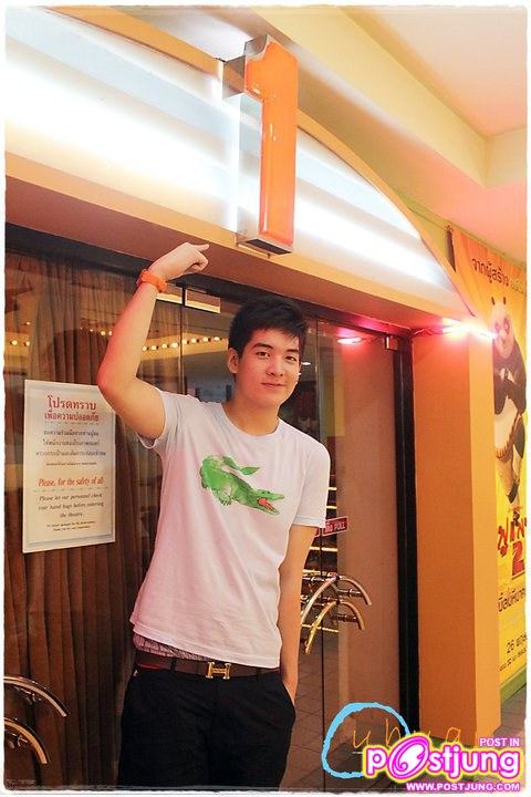 อวบอ้วน ในงาน JUST IN CASE เศษหนึ่งส่วนรัก