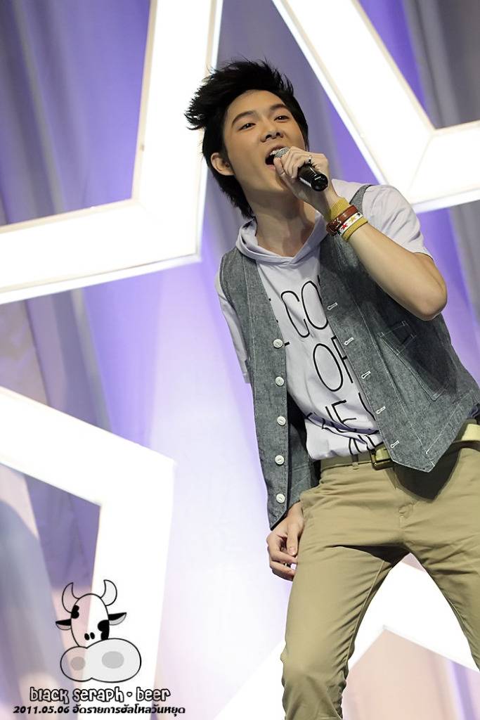 พี่เต้าหู้@รายการ ฮัลโหลวันหยุด