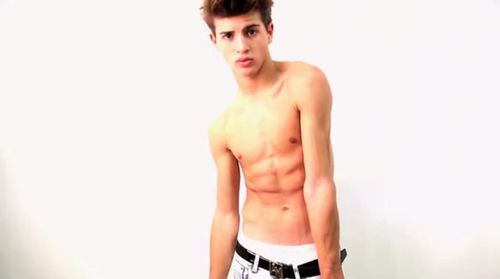 นายแบบหล่อเท่เซ็กซี่มากมาย