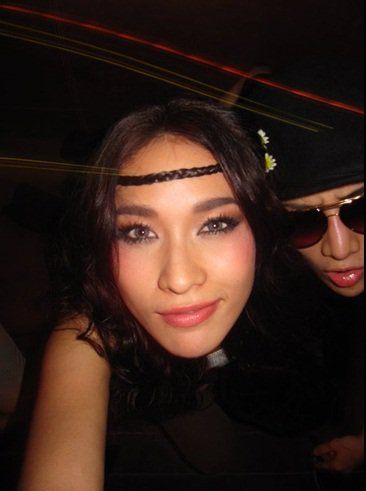 rลั้นลากับพลอย