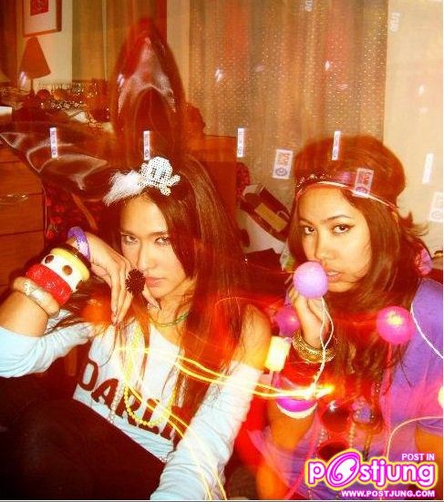 rลั้นลากับพลอย