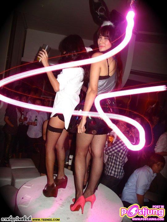 rลั้นลากับพลอย