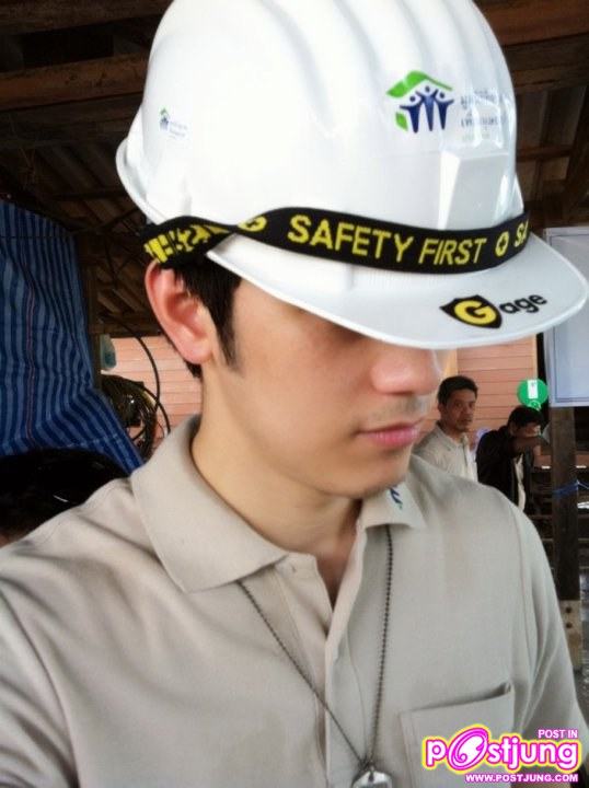 ฟิล์ม-รัฐภูมิ กิจกรรมซ่อมแซมบ้านให้ผู้ประสบอุทกภัยภาคใต้