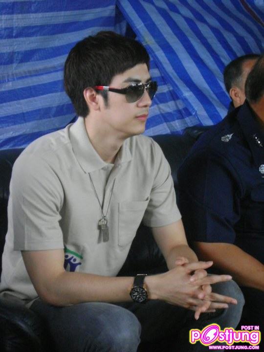 ฟิล์ม-รัฐภูมิ กิจกรรมซ่อมแซมบ้านให้ผู้ประสบอุทกภัยภาคใต้