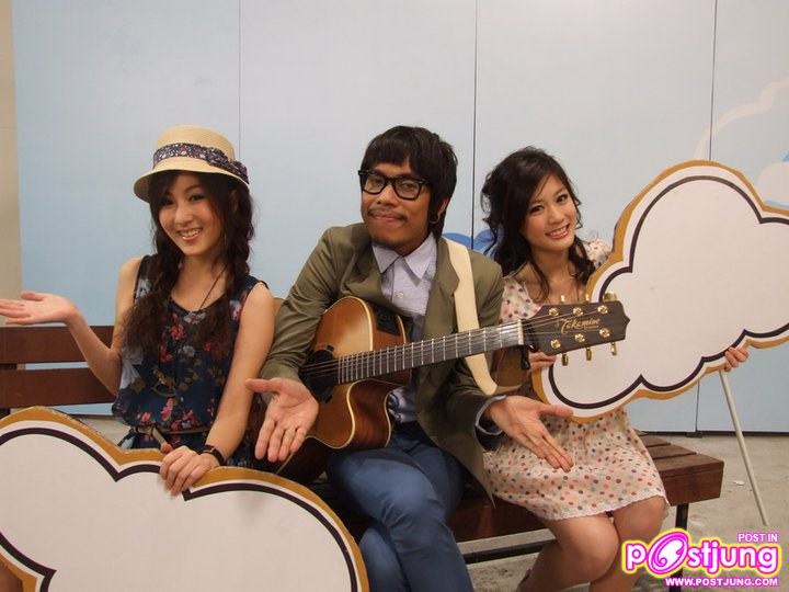 จุ๋ยจุ๋ยส์ & วงออกัส เบี้องหลังถ่ายMv.เพื่อนไม่เก่า (ost. เพื่อนไม่เก่า)