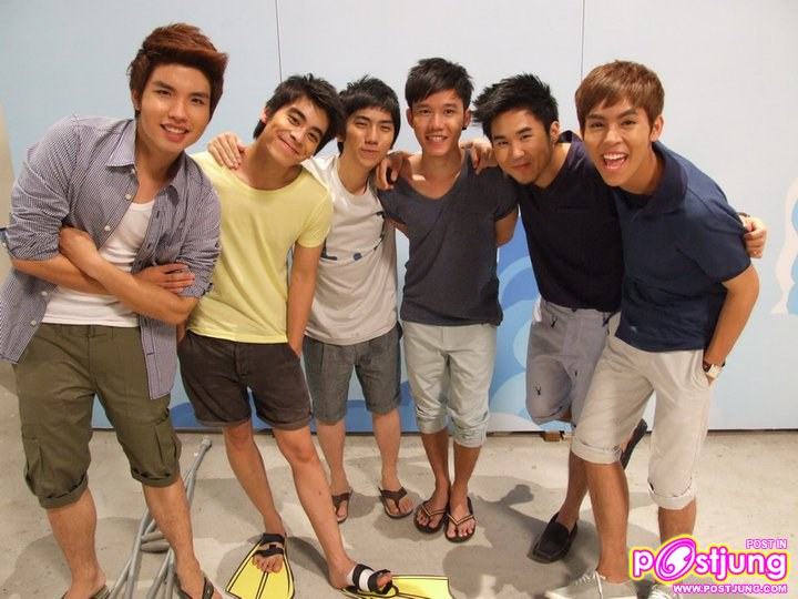 จุ๋ยจุ๋ยส์ & วงออกัส เบี้องหลังถ่ายMv.เพื่อนไม่เก่า (ost. เพื่อนไม่เก่า)