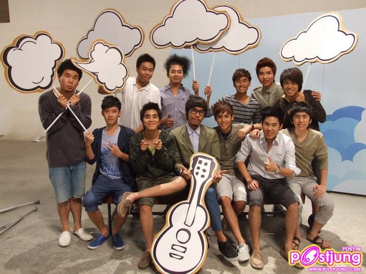 จุ๋ยจุ๋ยส์ & วงออกัส เบี้องหลังถ่ายMv.เพื่อนไม่เก่า (ost. เพื่อนไม่เก่า)