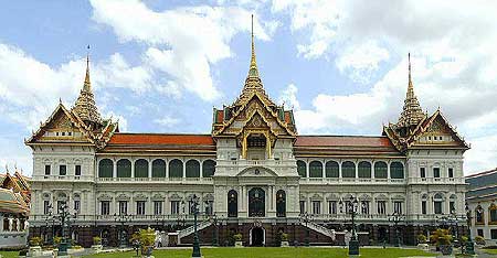 วังเจ้านายของไทย งาม ๆ ครับ