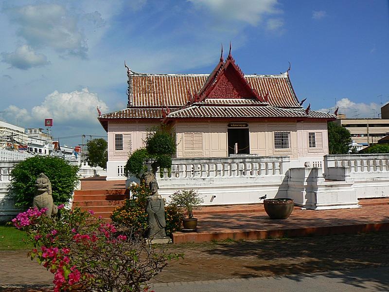 วังเจ้านายของไทย งาม ๆ ครับ