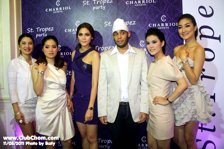 ชมพู่ อารยา และ แพนเค้ก เขมนิจ งานเปิดตัวนาฬิกาเซนต์ โทรเปซ