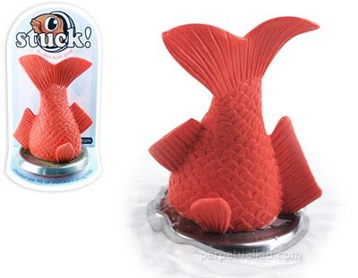 ไอเดีย จุกยางอุดท่อน้ำปลาทอง Stuck! Goldfish Bath Plug