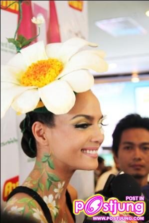 ยังร่าเริงเสมอ